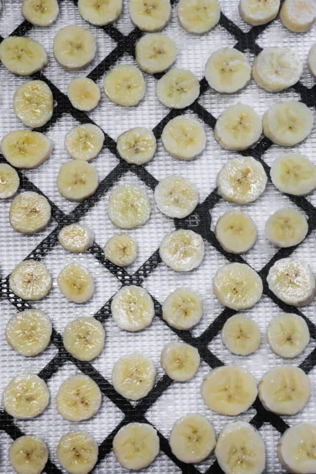 How to Dehydrate Bananas + Crispy Dehydrated Bananas in Oven