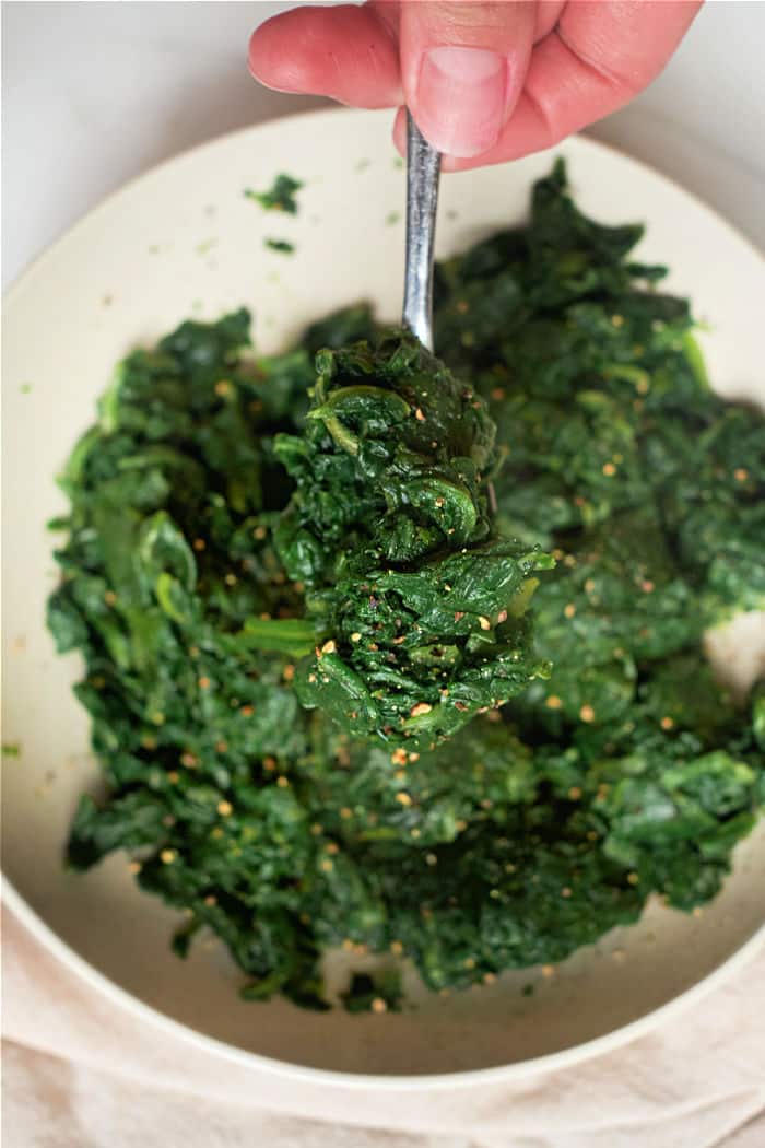 https://temeculablogs.com/wp-content/uploads/2022/07/How-to-Cook-Frozen-Spinach.jpg