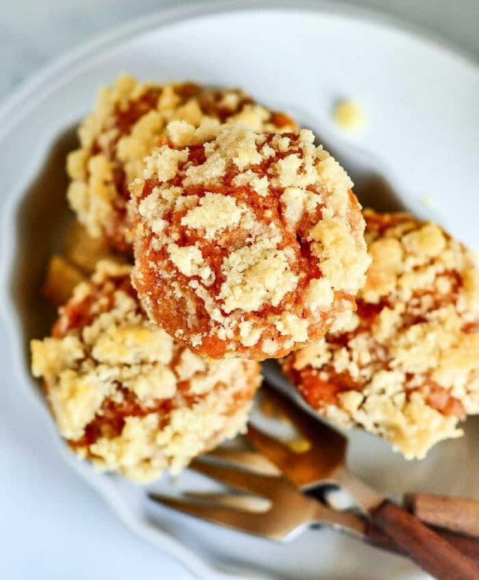 Pumpkin-Muffins-with-streusel