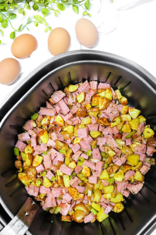 Air Fryer Corned Beef Hash with Eggs (or without) Ninja Foodi