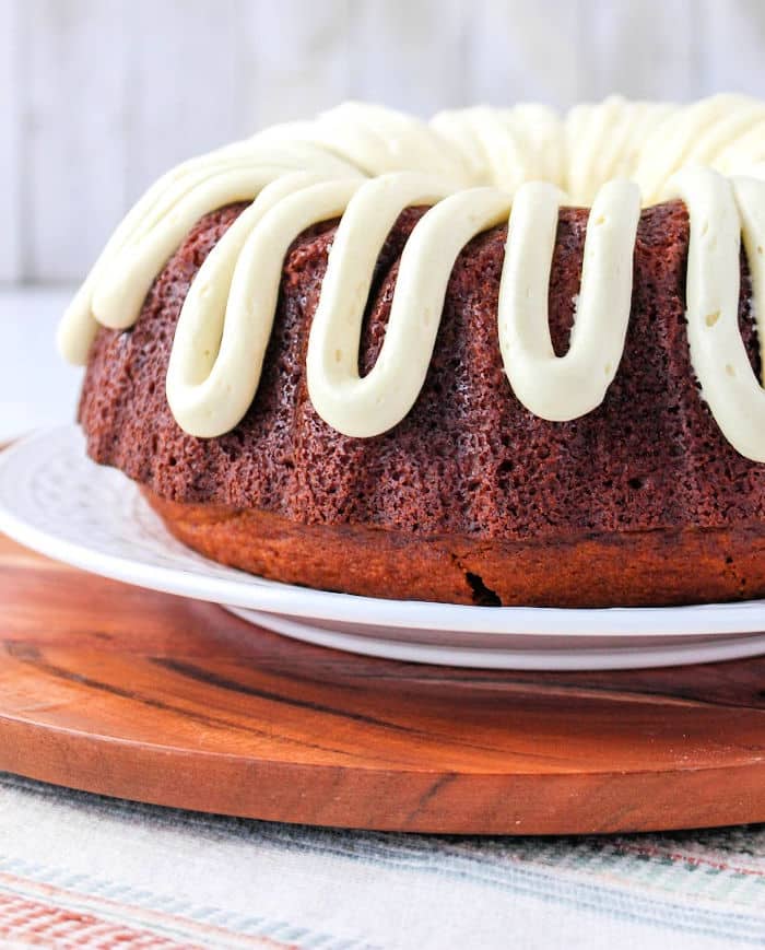What is a Bundt Cake How to Make a Bundt Cake