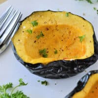 How to Cook Acorn Squash in Microwave