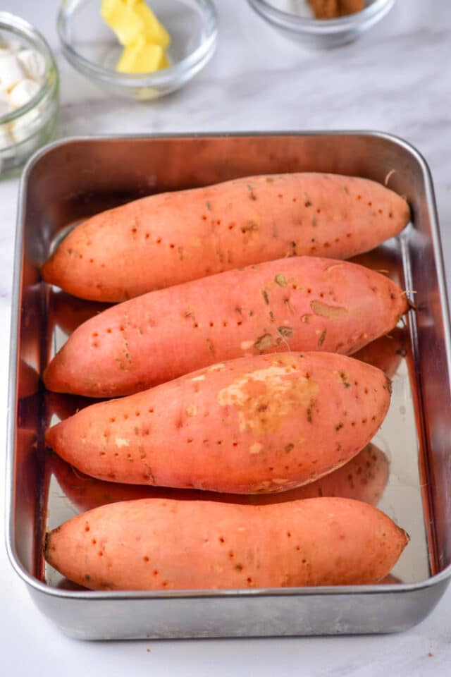 How Long to Bake a Sweet Potato at 400 without Foil