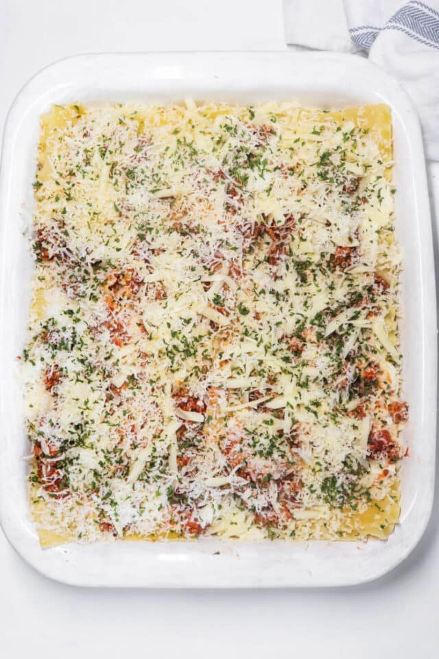 How to Make Lasagna Step by Step with Pictures for Beginners