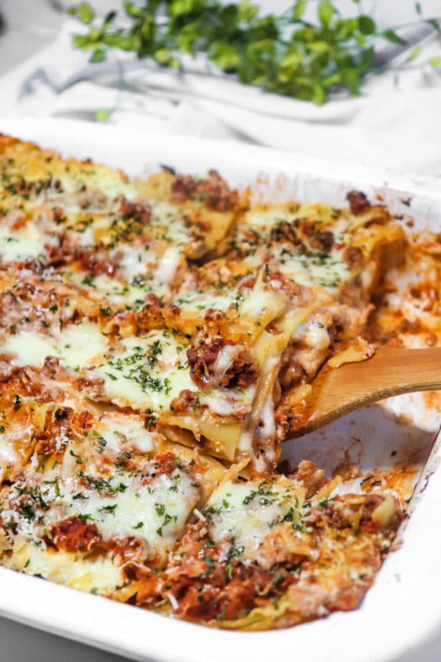 How to Reheat Lasagna in Oven Reheat Lasagna in Air Fryer