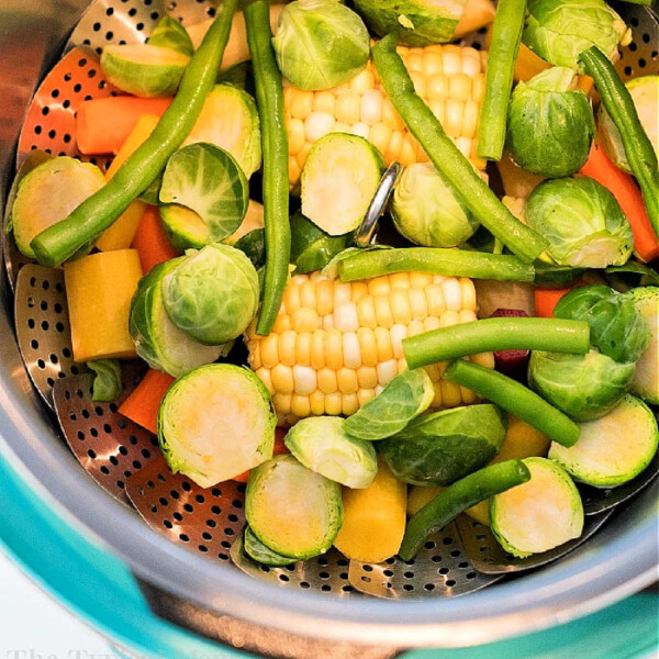 steaming-vegetables-in-instant-pot