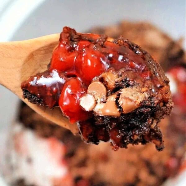 Crockpot Lava Cake with cake mix