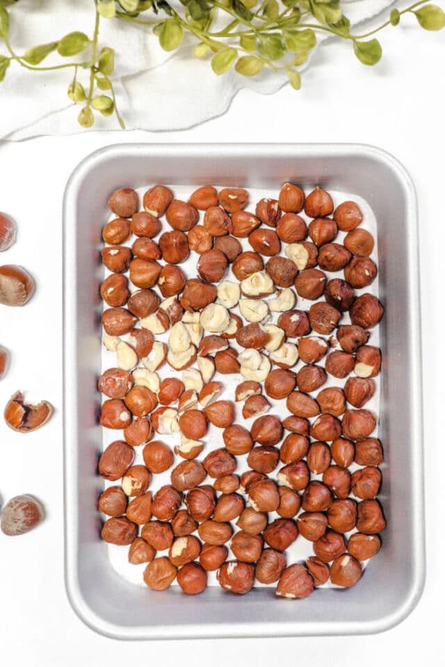 How to Roast Hazelnuts in Oven without Shell