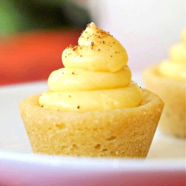 mini-egg-nog-cookie-cups