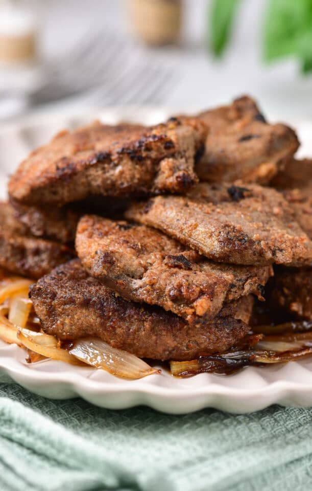 How to Cook Beef Liver and Onions on the Stove Pan Fry Liver