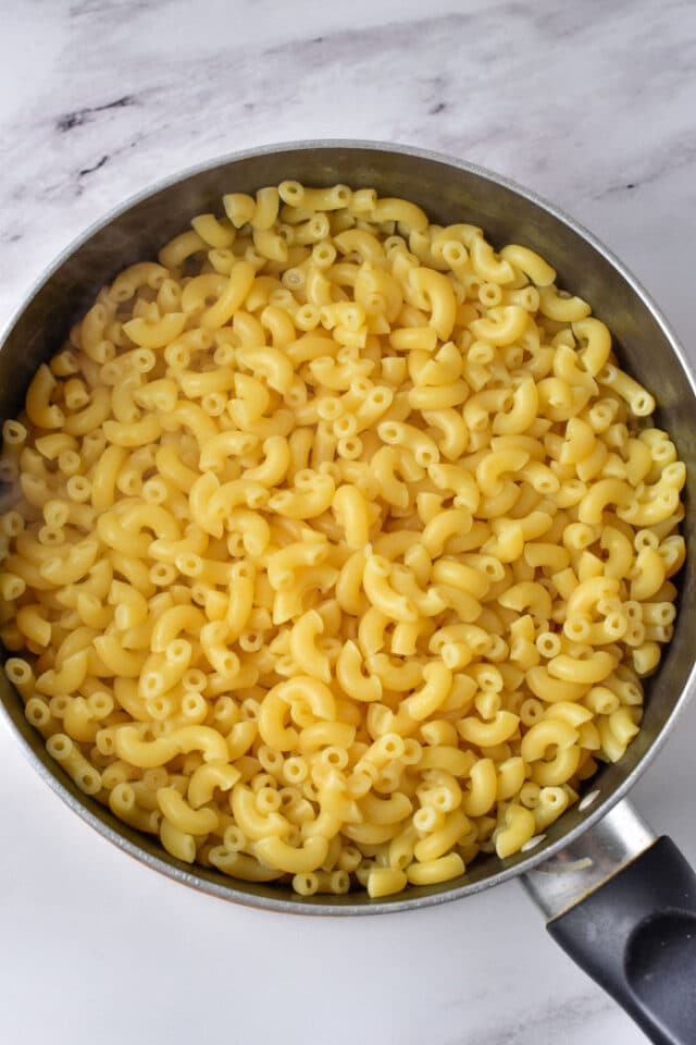 Baked Creamy Mac and Cheese with Heavy Cream at 400 Degrees