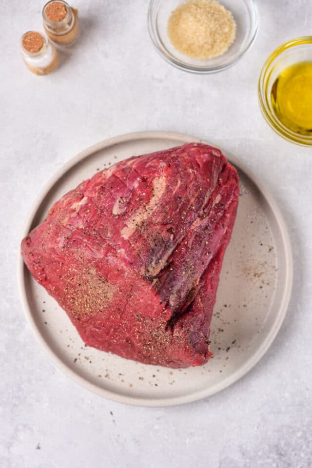 How to Cook Melt in the Mouth Roast Beef in the Oven