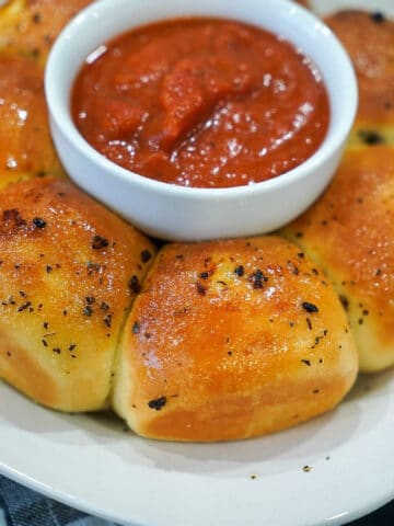 Air Fryer Garlic rolls