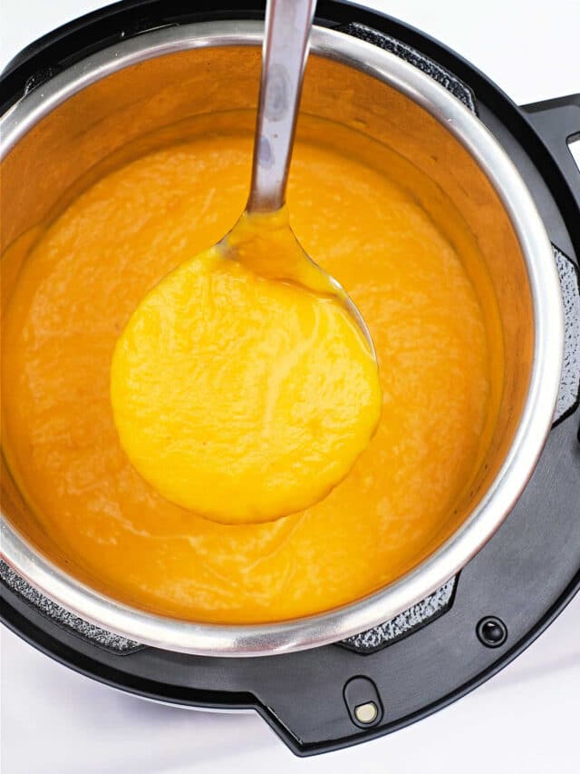 How to Cook Acorn Squash in Microwave with Butter