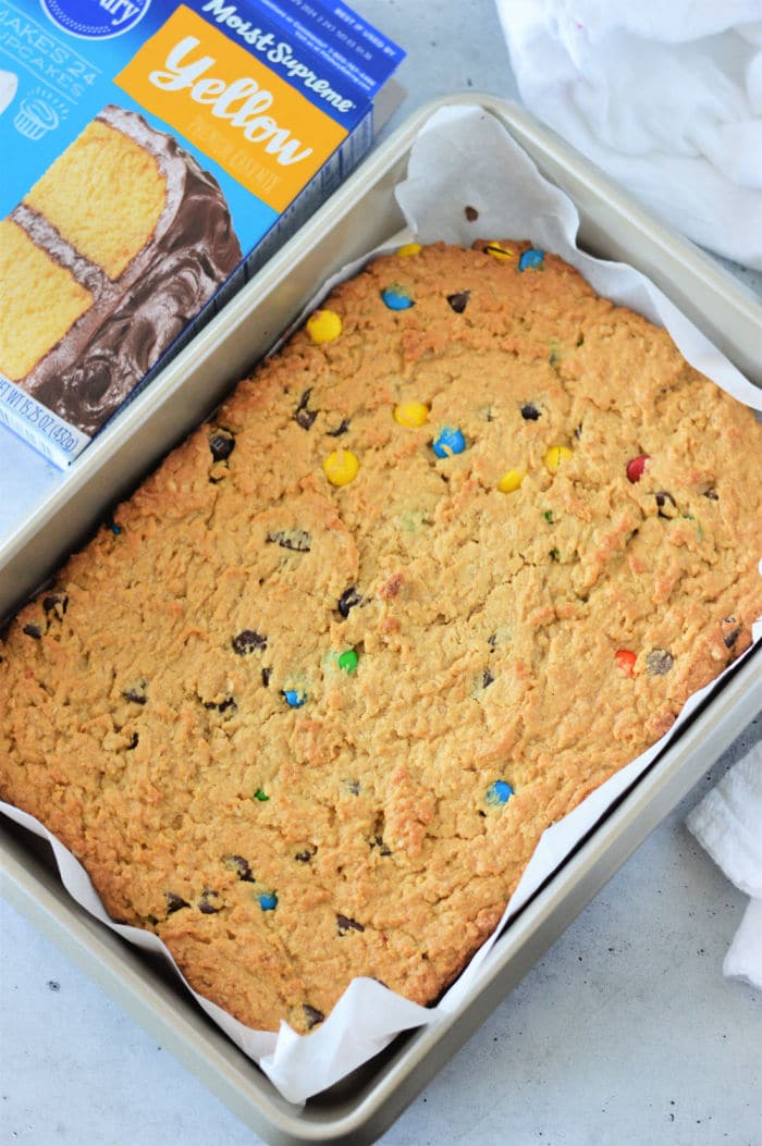 M&M Cookie Bars