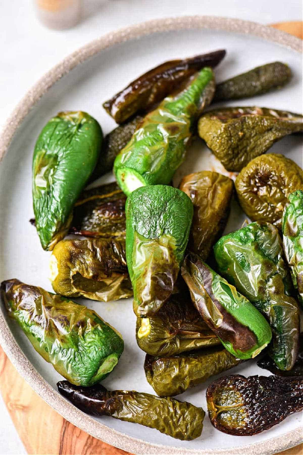 Roasted Jalapeno In Oven How To Roast A Jalapeno For Salsa