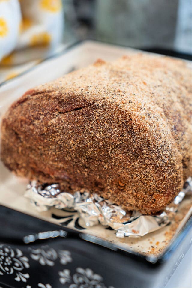 Best Top Round Roast Recipe with Dry Rub Medium Rare