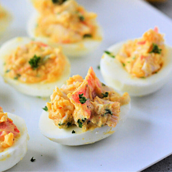 deviled eggs with crab