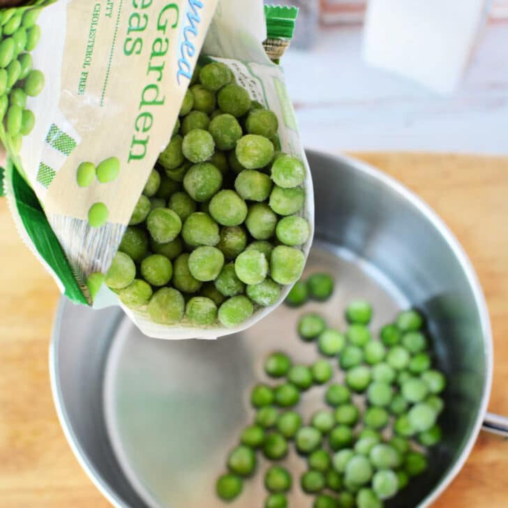 How to Cook Frozen Peas on Stove top, Microwave or Instant Pot