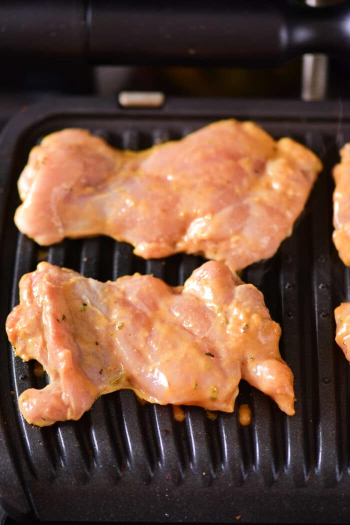 How Long to Grill Boneless Chicken Thighs