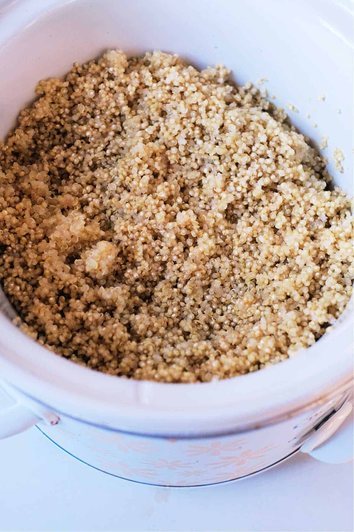 How Long to Cook Quinoa in Rice Cooker, Crockpot, Instant Pot