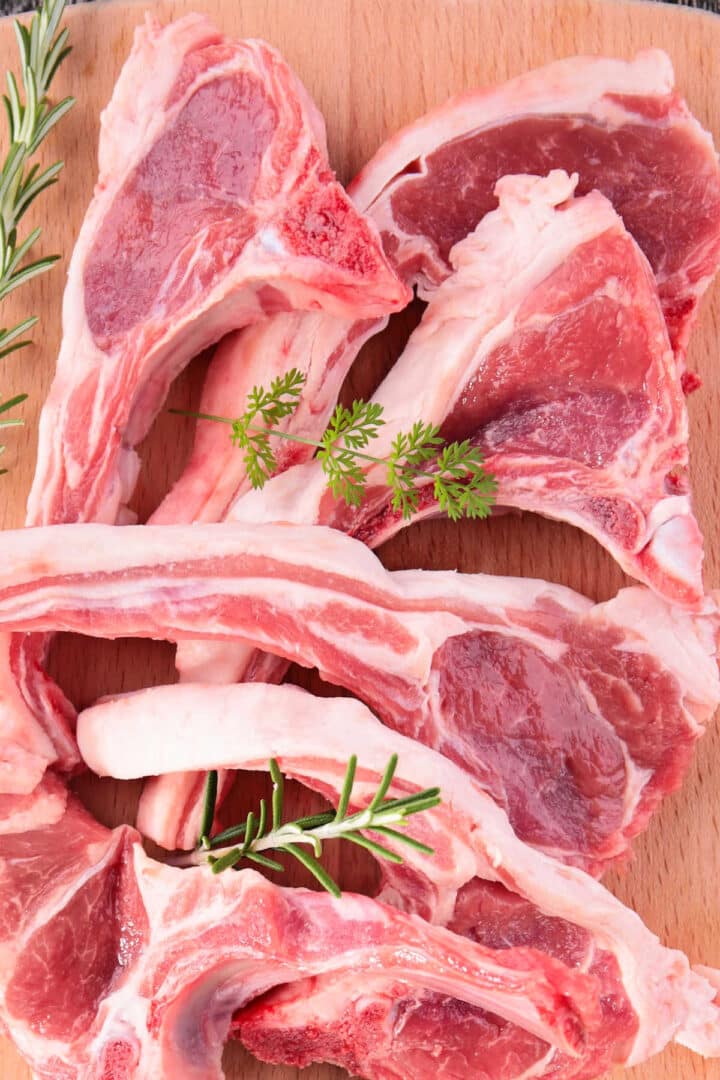How Long to Cook Lamb Chops, Shoulder Chops, Loin, Ribs