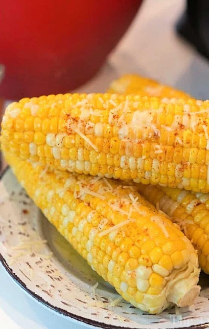 How-Long-to-Cook-Corn-on-Cob-in-Microwave