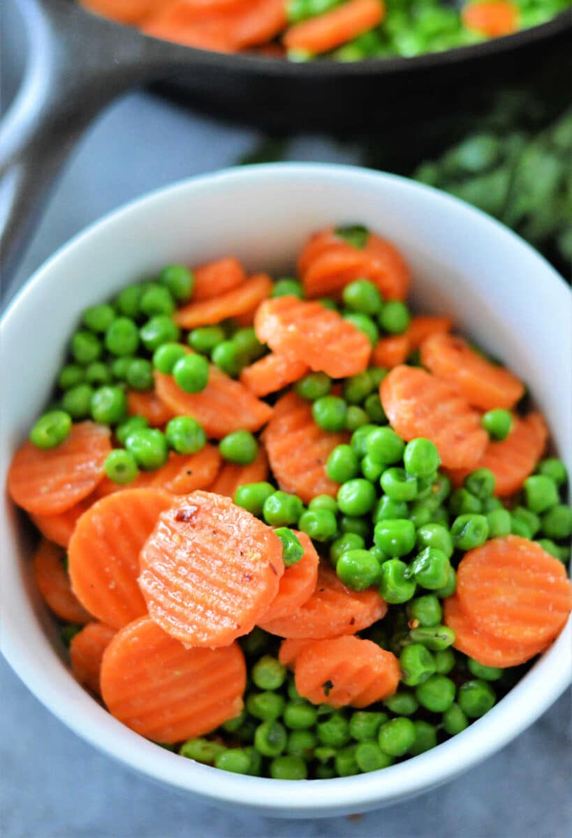 How To Cook Frozen Peas And Carrots On Stove Or Microwave