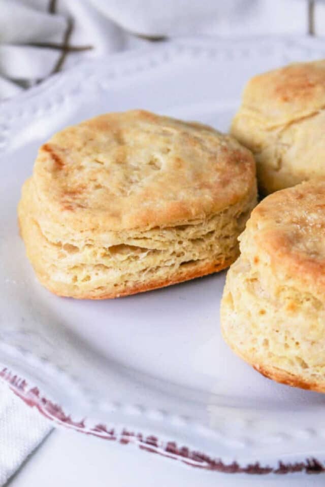 Copycat Hardees Biscuits Recipe How to Make Hardee's Biscuits