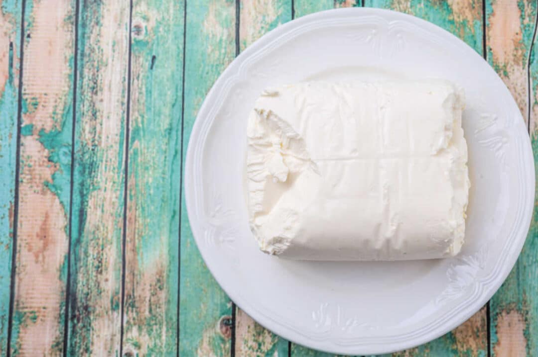 Crockpot Chicken Recipes with Cream Cheese (Easy)