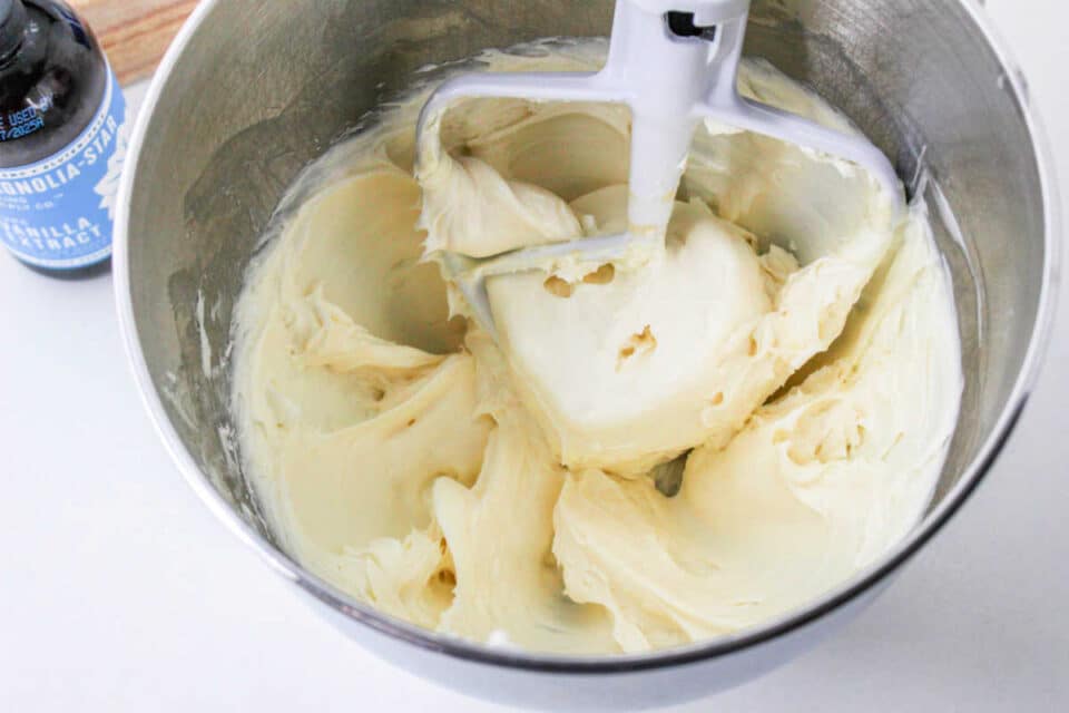 Easy Cool Whip Cream Cheese Frosting without Butter