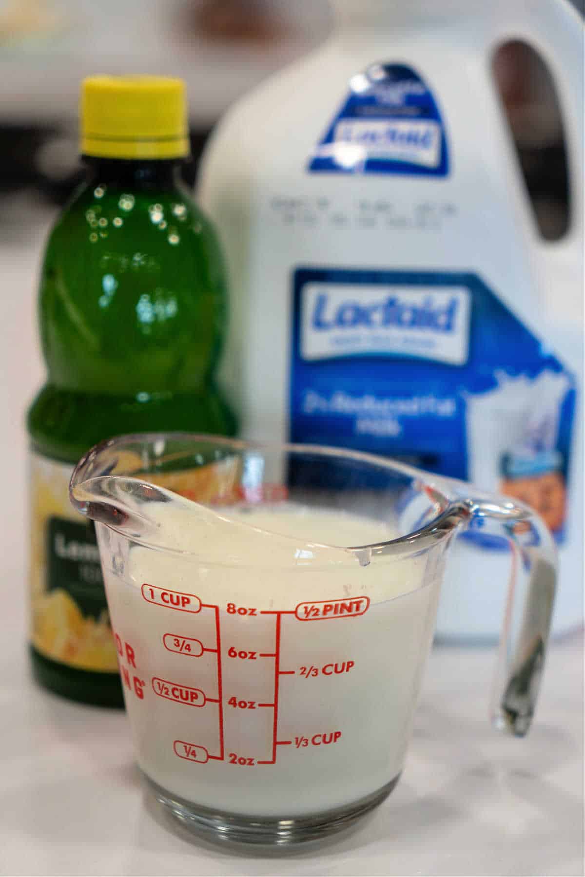 How To Make Buttermilk With Lemon Juice Or Vinegar In 5 Minutes   Making Buttermilk With Lemon Juice 