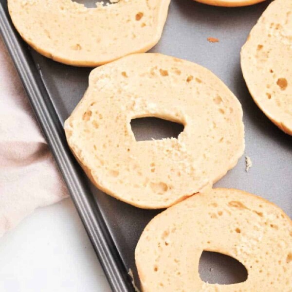 How-to-Toast-a-Bagel-without-a-Toaster