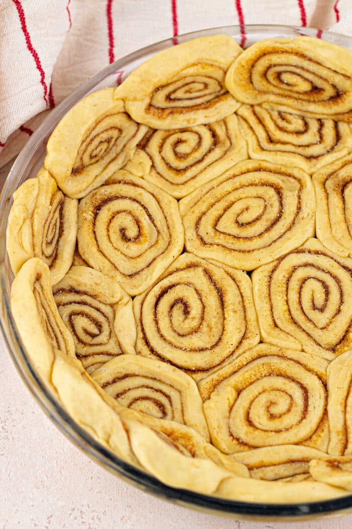 Cinnamon Roll Pie Crust