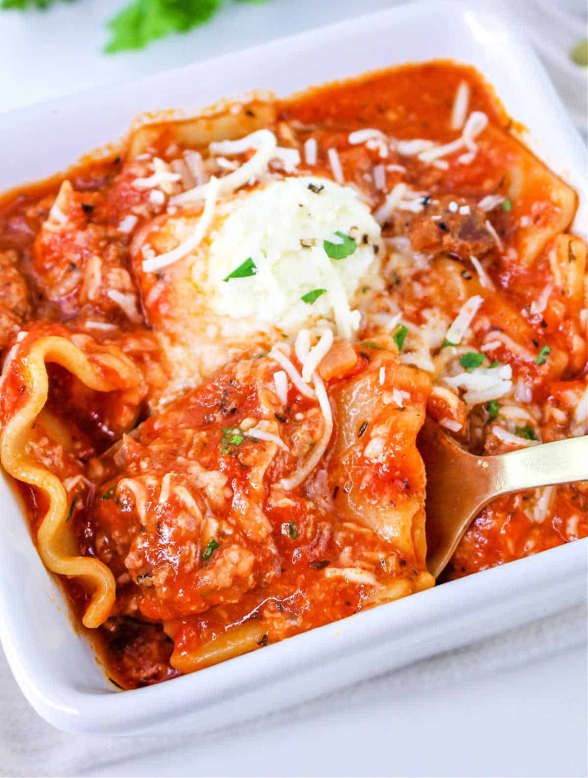 One Pot Lasagna Soup Recipe - Easy Lazy Lasagna On Stove