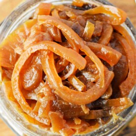 Slow Cooker Caramelized Onions