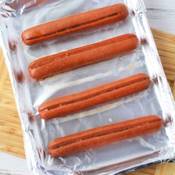 How do You Make Hot Dogs in the Oven