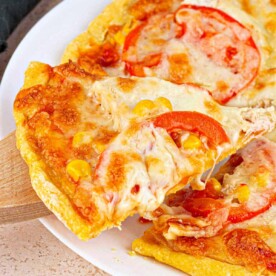 Cornmeal Pizza Crust