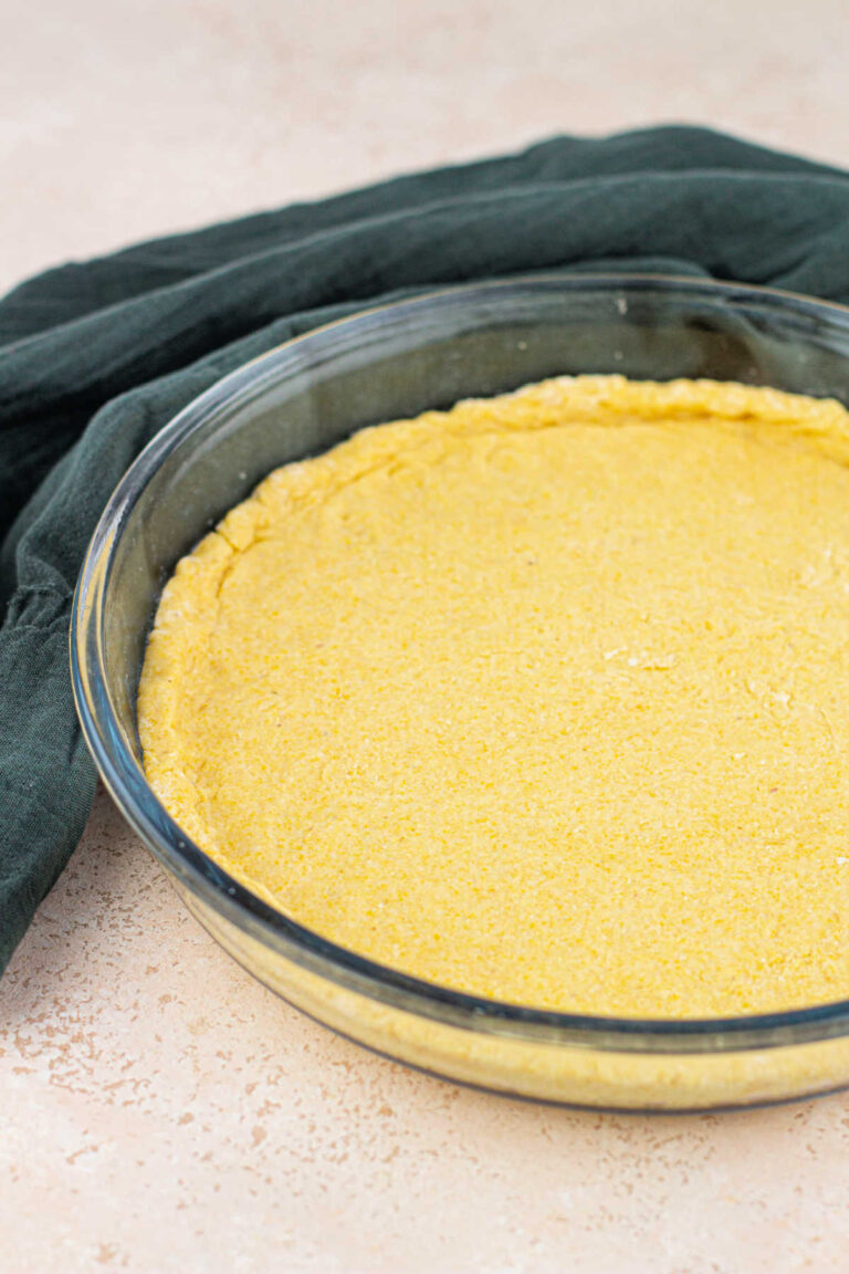 How to Make Cornmeal Pizza Crust - Pizza Crust with Corn Flour