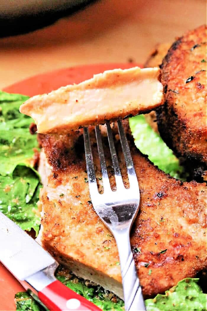 how long to cook bone-in pork chops in air fryer