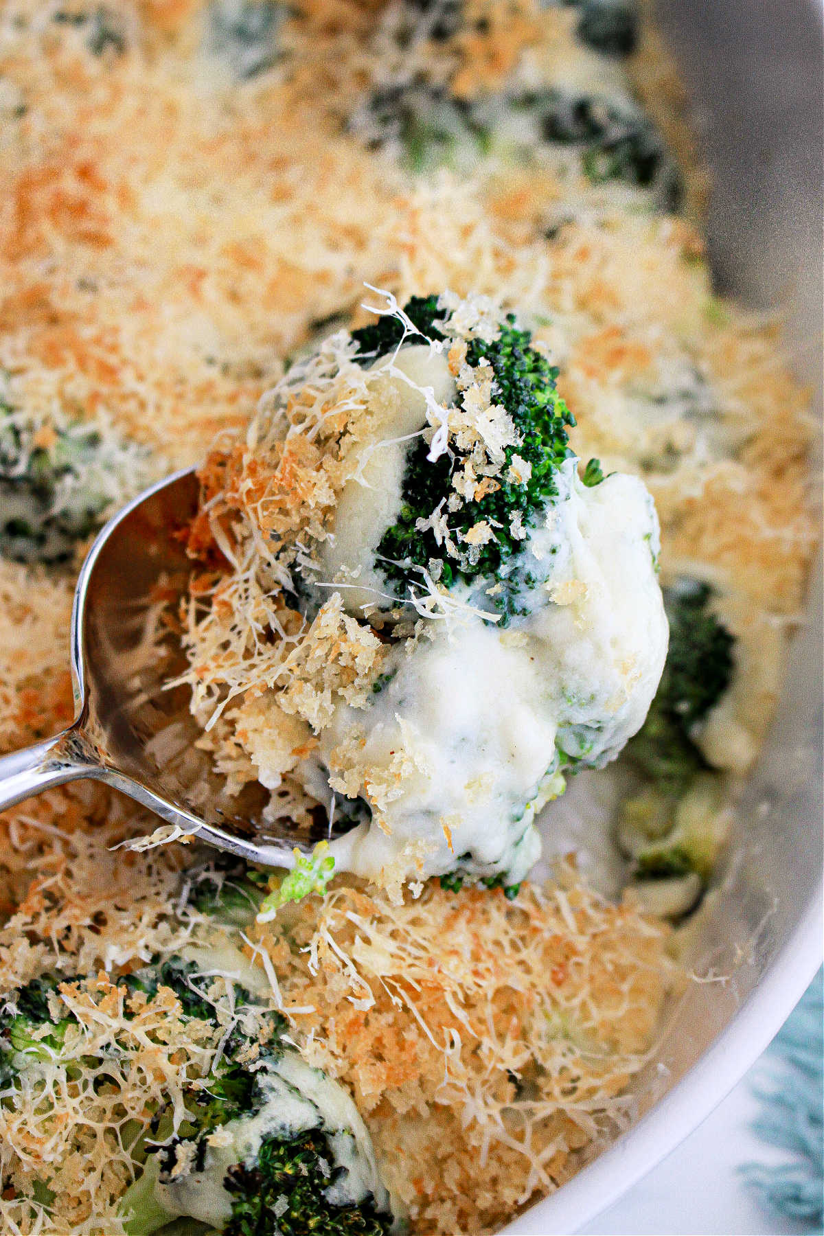 Broccoli Au Gratin In Oven - Creamy Cheesy Broccoli Casserole