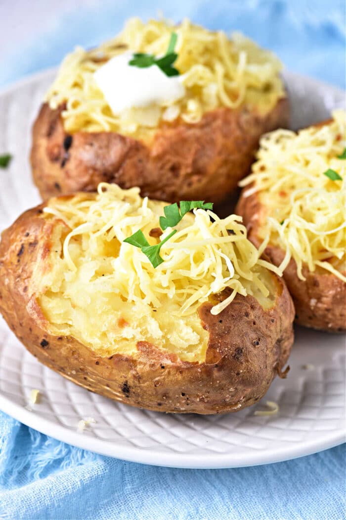 baking a potato in a convection oven