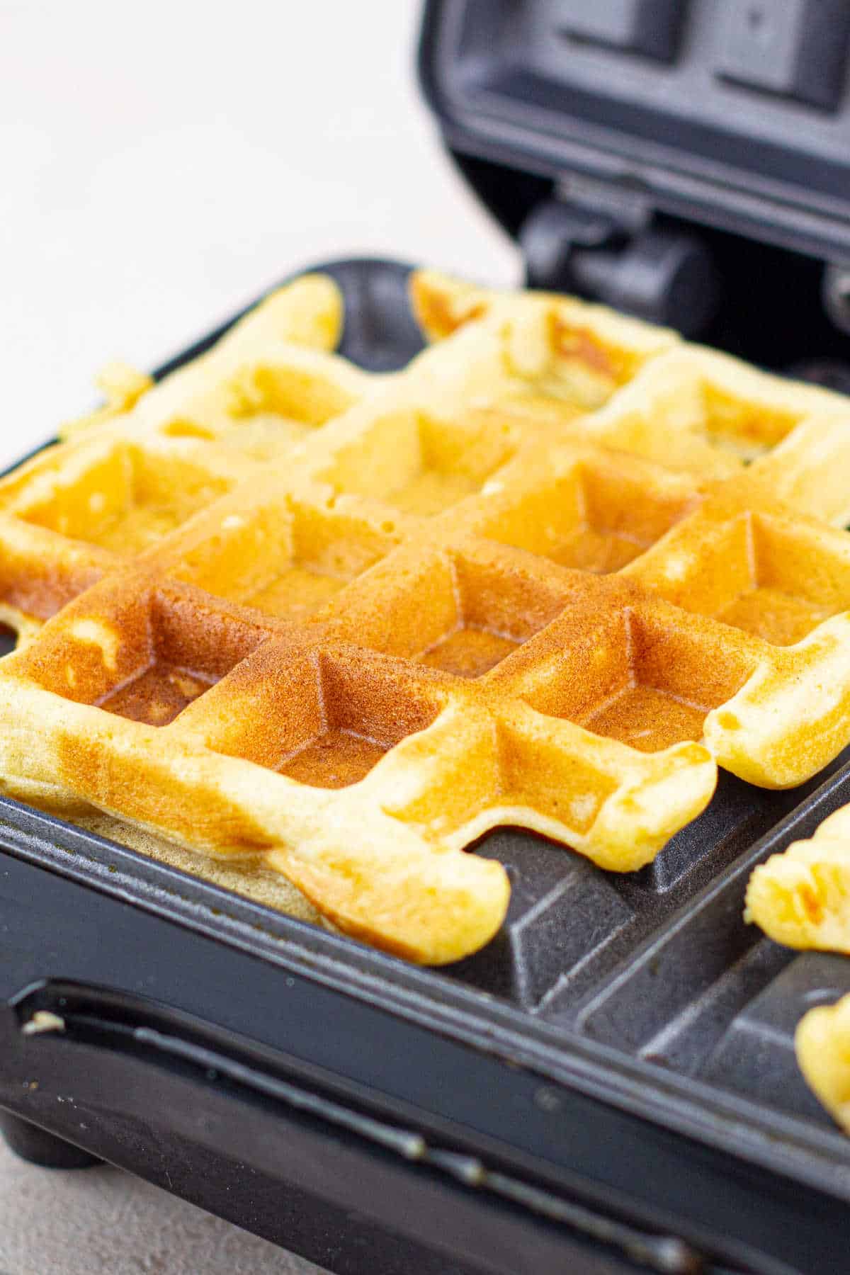 How to Make Cornmeal Waffles Waffles with Jiffy Corn Muffin Mix