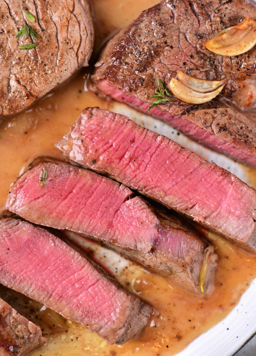 How to Cook Beef Tenderloin Medallions in the Pan in Oven