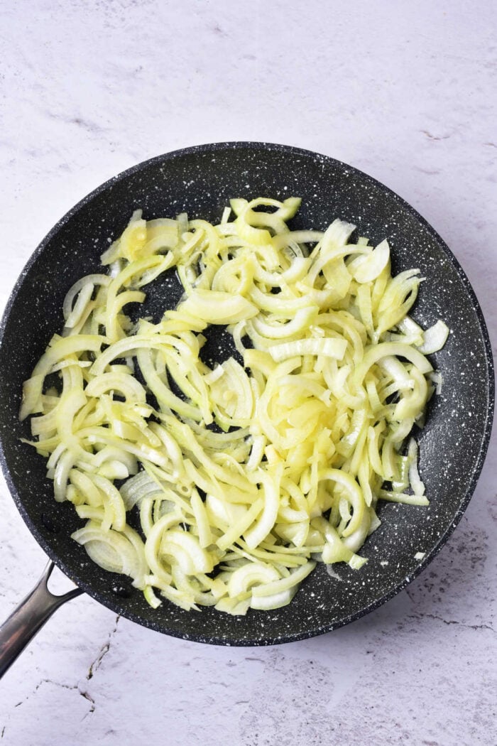 confit onions in olive oil