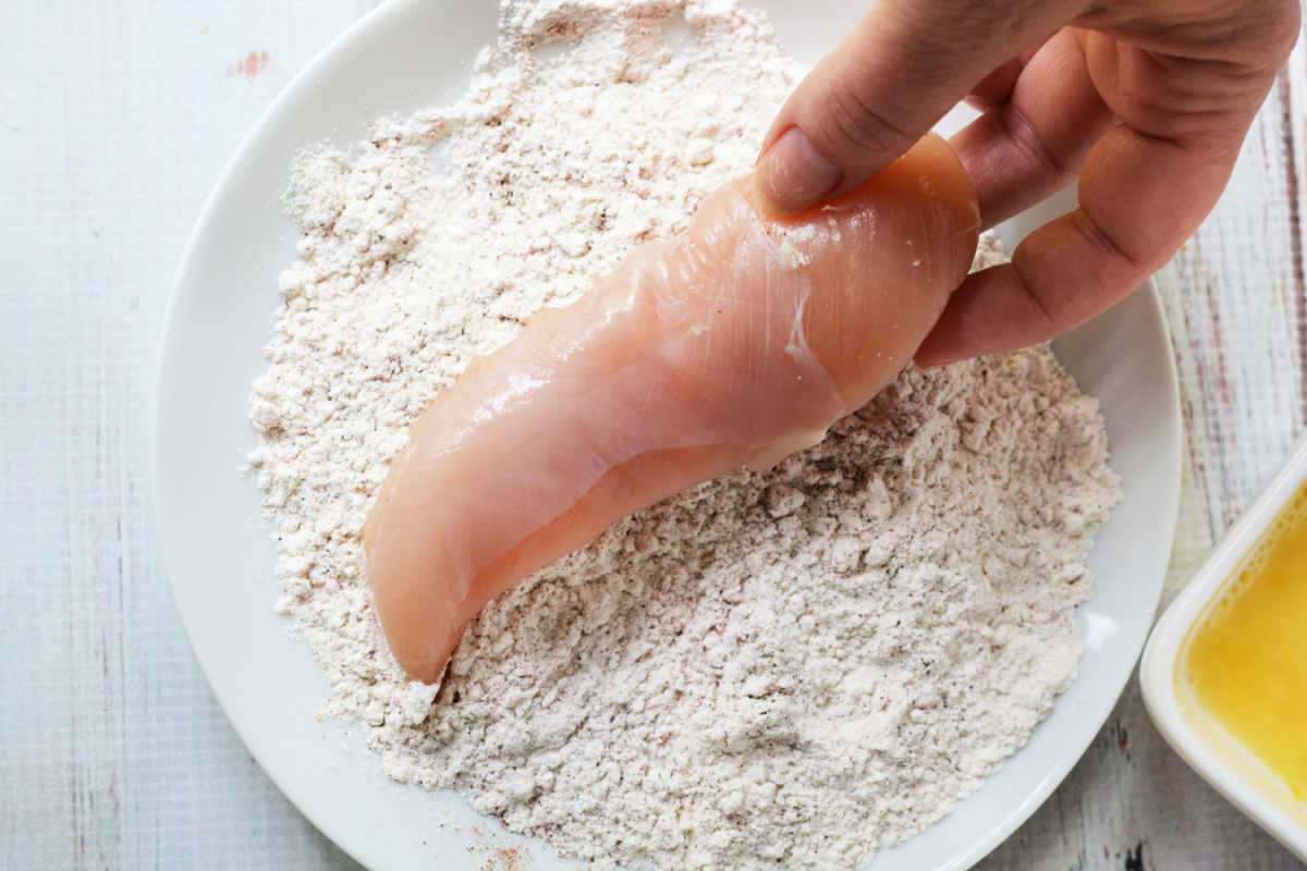 How to Fry Chicken Tenders without Eggs, with Flour, Breadcrumbs